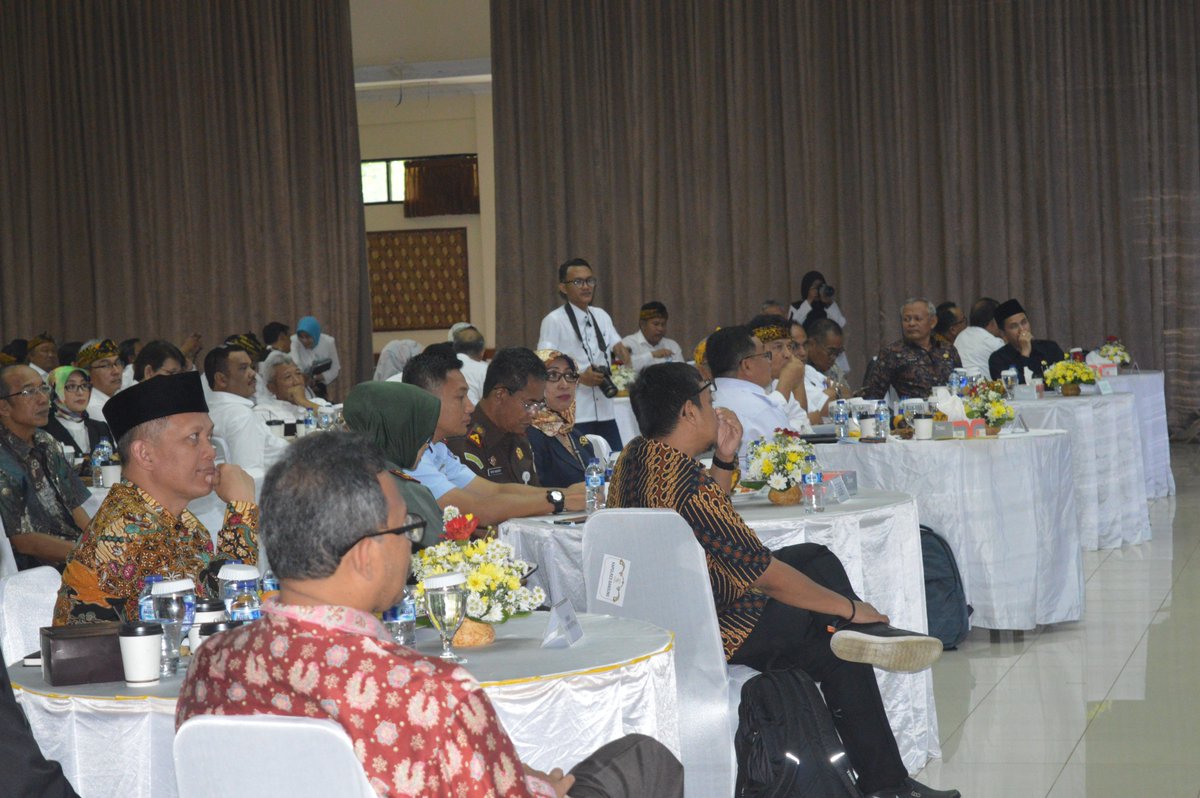 Musrenbang Tingkat Kabupaten Bandung Tahun 2018 di Gedung Mochamad Toha Kabupaten Bandung #salamSabilulungan #1403 <a href="/humaskabbandung/">Humas Pemkab Bandung</a>