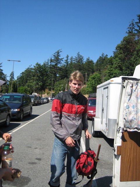 Selling our trailer... sad to see er go...
vancouver.craigslist.ca/van/tro/d/2005…