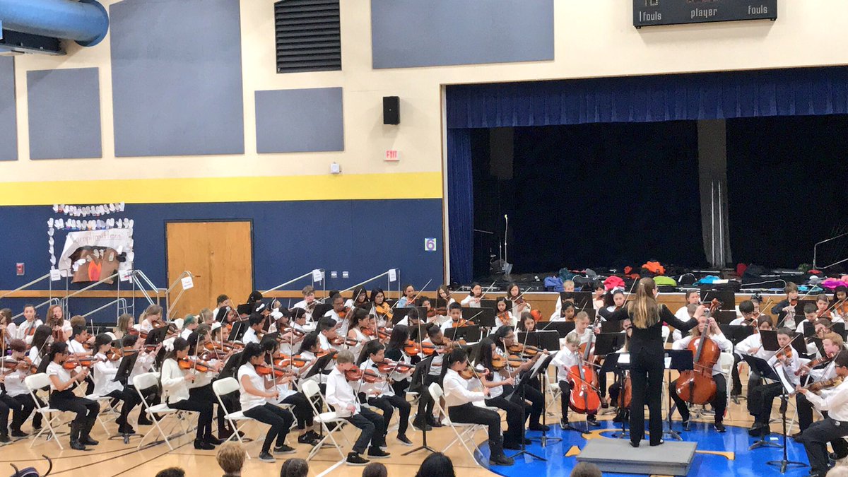 Bijou_Community's tweet photo. #LTUSD Elementary and STMS Strings Concert #musicinschools #community https://t.co/MIrU5HRxPe
