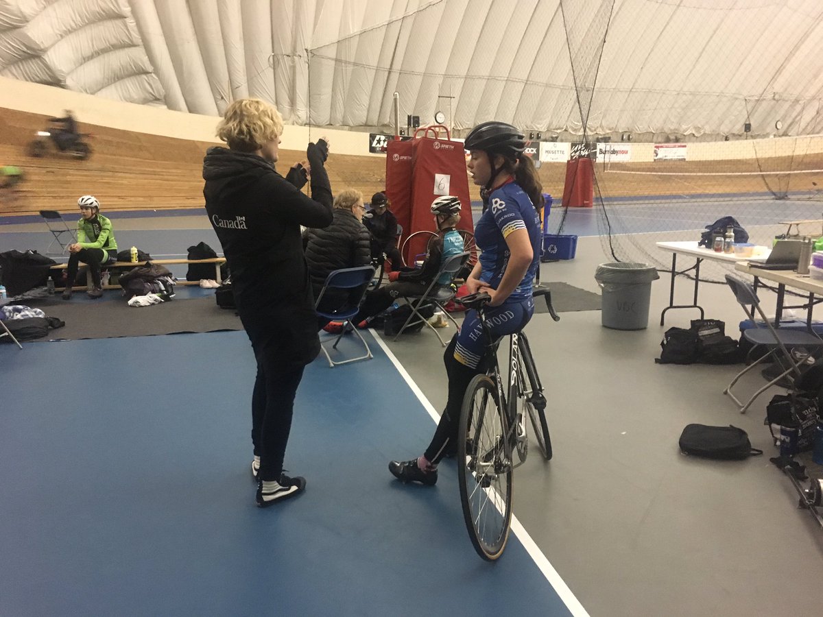 Laura Brown tweet media