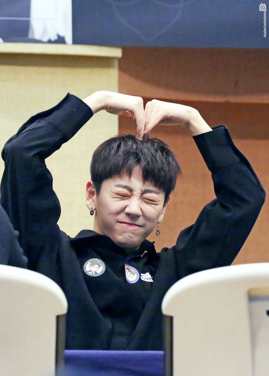 notaehyunpics's tweet photo. https://t.co/xGfFKm5chI