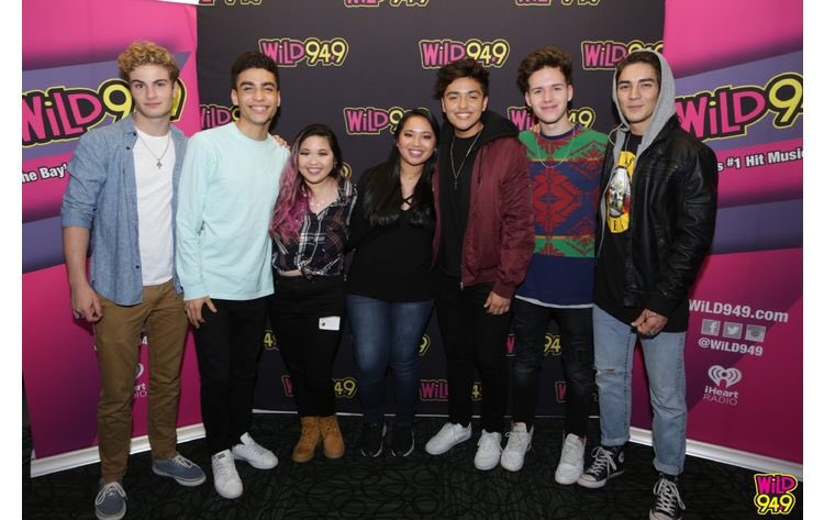 newmoonsclover's tweet photo. Reunited with my fave boys with some of my fave girls todayπ so so proud of @InRealLife and all theyβve accomplished so far. 2018 is definitely your year boysπ #WiLDStudioSessions https://t.co/ZMZCtshW3m