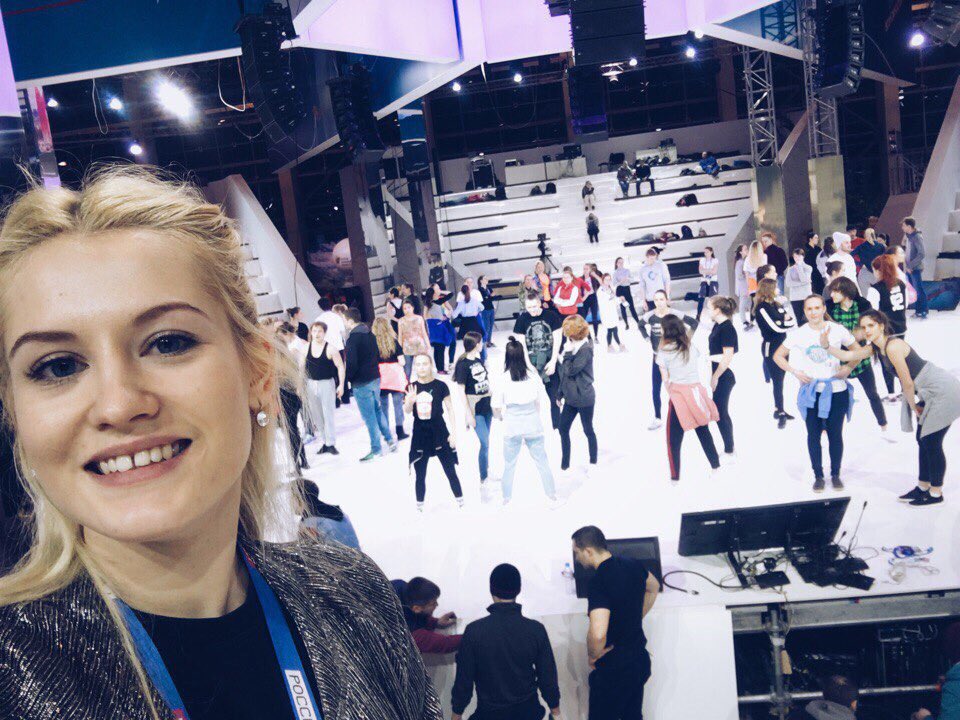elenatchi's tweet photo. Сегодня важный день! #РСВФорум2018 #TIMEZTEAM https://t.co/zVOniolmnK