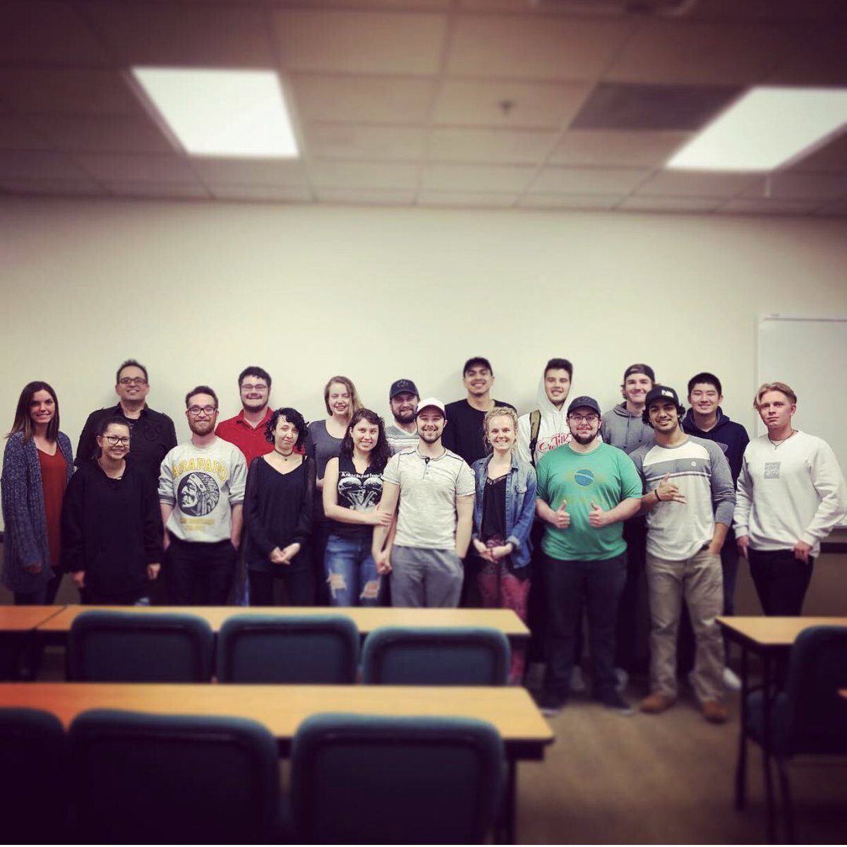 allenrigg's tweet photo. Blessed to lead this group of students verse by verse through the Gospel of Luke at @ccbcmurrieta #ccbcspring18 #toknowgod
📷@Miranda_Landers https://t.co/b8RCxzSEFv