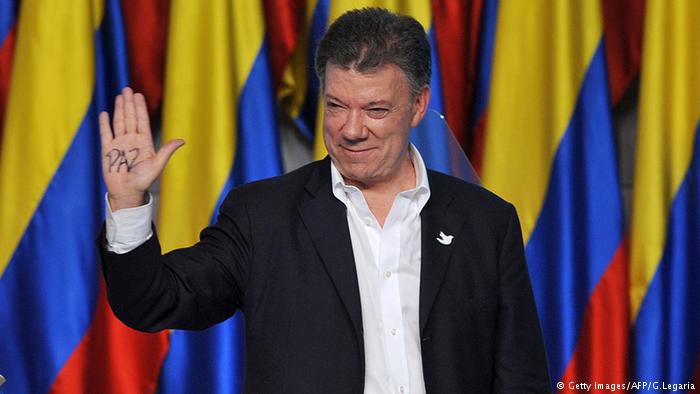 holaibero's tweet photo. COLOMBIA #GermánVargasLleras #JuanManuelSantos #EleccionesPresidenciales2018 #IvánDuque #GustavoPetro #ClaudiaLópez
Visita la sección #LoQuePasaEnColombia en https://t.co/HoMEISZBbw por https://t.co/z7gGNrReRO https://t.co/vhe5Tty0Yv
