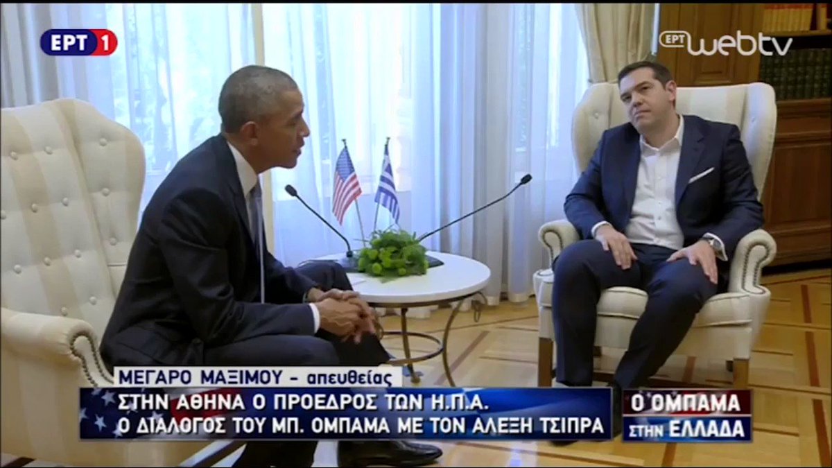 vicodinlol's tweet photo. Έφυγε από τη ζωή σε ηλικία 76 ετών ο σπουδαίος Βρετανός αστροφυσικός Στίβεν Χόκινγκ εδω σε προσφατη φωτογραφια απο τη συναντηση με τον Μπαρακ Ομπαμα. https://t.co/KQxHXR8T2w
