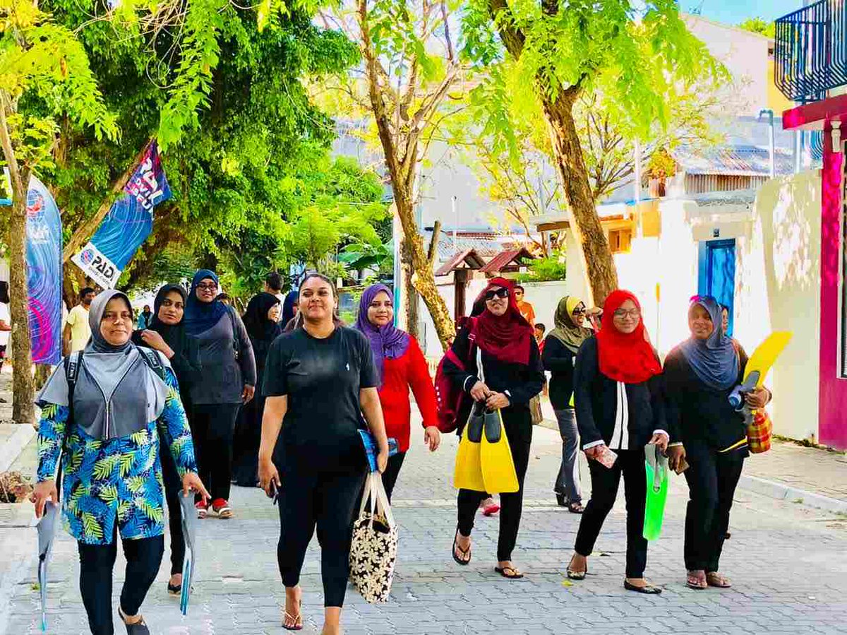 #Farukoe program, snorkelling for management staff of Male' schools at Vilingili. #lifeunderwater #appreciatenature #lovenature #happyplace Thank you @Muh_mv @UfaaMv @EducationMV @Moodhu_bulhaa @diverslodge @aishathshiham