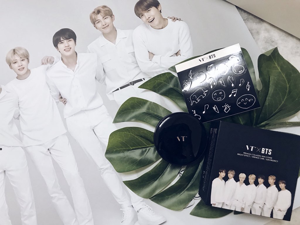 joilynn__'s tweet photo. Happy #WhiteDay #화이트데이 !💕
#VTxBTS ‘#ThinkYourTeeth - Gentle Flavour Toothbrush&Toothpaste’ and ‘Cosmetics #CollagenPack’ are available at #VTCOSMETICS Popup store in Malaysia’s #ISETAN store at #KLCC & #TheGardensMallMY.
#브이티 #브이티코스메틱 #VT코스메틱
#방탄소년단 #BTS https://t.co/bpiTx1HG7D
