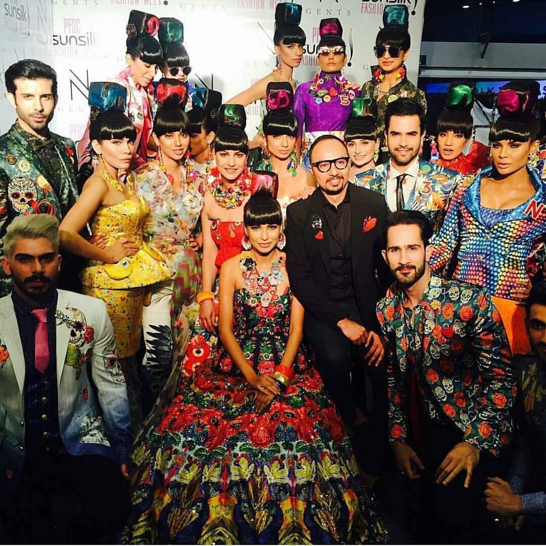 NOMIANSARI's tweet photo. Still my favourite #pfdc #PSFW16 #nomiansari #sunsilk #sunsilkfashionedition #joyride https://t.co/K0aaf5tr15