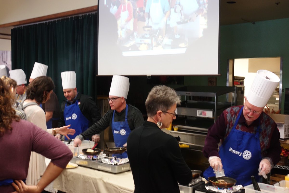 ACBOEArea4's tweet photo. Congratulations to @HaywardRotary for a successful 10th Annual Champagne Omelet Brunch to support literacy programs for Hayward families &amp; students. Special thanks to @HaywardFireNews Chief Contreras for making a delicious omelet! 🍳🥓 https://t.co/h2V5s4PDOe