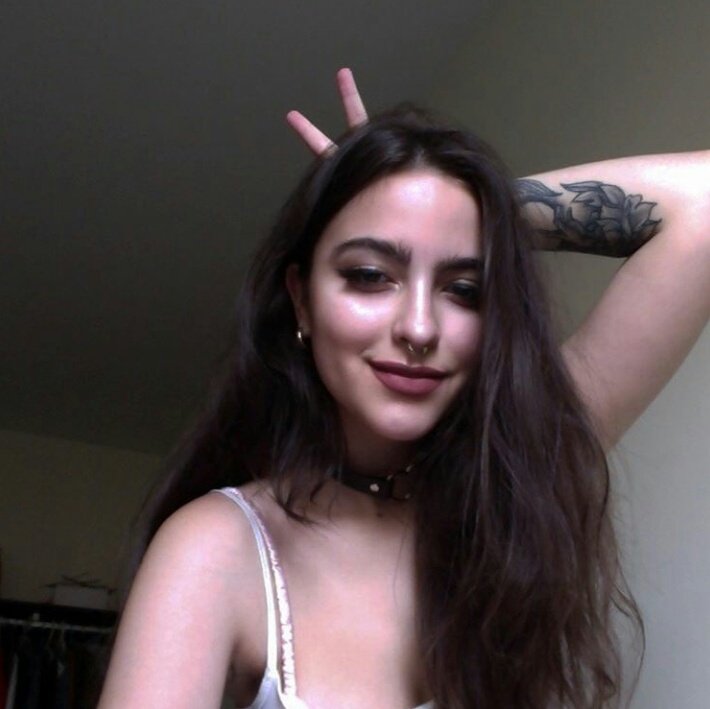 hi i'm showing y'all off my tattoo cause it looks cute and makes me smile