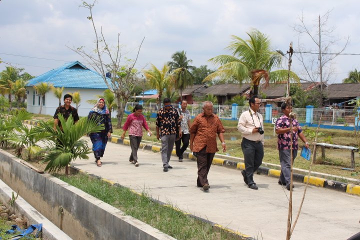 bppsdm_bp3medan's tweet photo. Kunjungan Team Menko Maritim, Bapak Suhendar untuk melihat program kerja BP3 Medan didampingi Ka BP3 Medan @puslatluhkp @brsdm_kp @mzulficar @MulyotoPandu @Natalia_Liandra @agu_zid @radoharahap @andyjaroet https://t.co/mncPPyh8DB