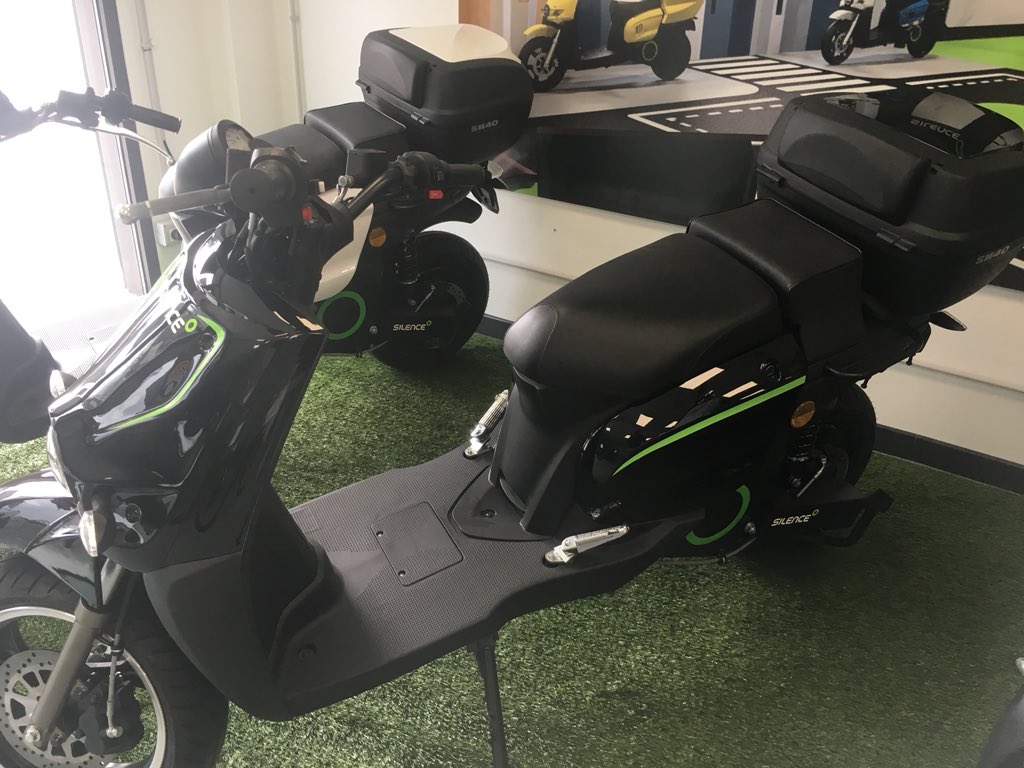 _Zero_emissions's tweet photo. Pide tu prueba de la #moto electrica #Silence ya!! Te enamorarás!! 626 260 954 https://t.co/KhoWrXEgbm