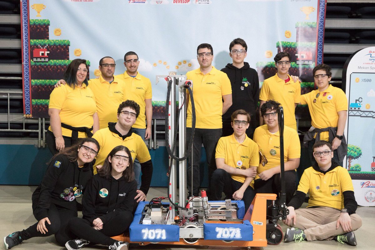 FRC İstanbul Regional🙌🏻🐝