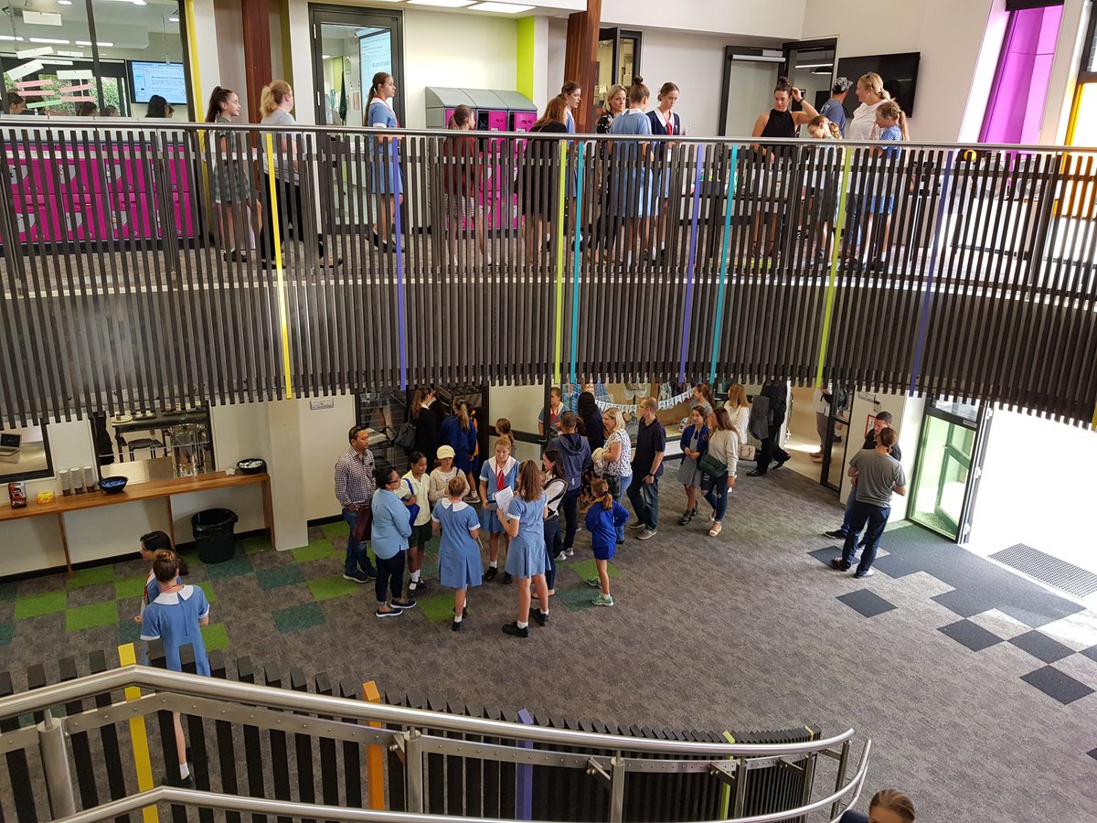 OLMCBurraneer's tweet photo. Open Day tours of classrooms underway #olmcburraneer #openday https://t.co/sDyDh0HSys