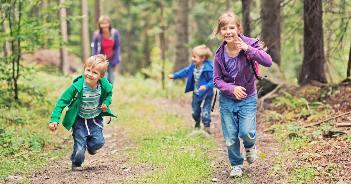 SocialRoutes's tweet photo. Yes, You CAN Make A Family Walk Fun! These ideas aren't groundbreaking but it's amazing how effective they are and this article is definintely worth a read as a reminder! No more "Come on, keep ups!" #familywalks #funwalks
https://t.co/v4BL7y6SkJ via @HuffPostUK https://t.co/mSBTnrqRpc