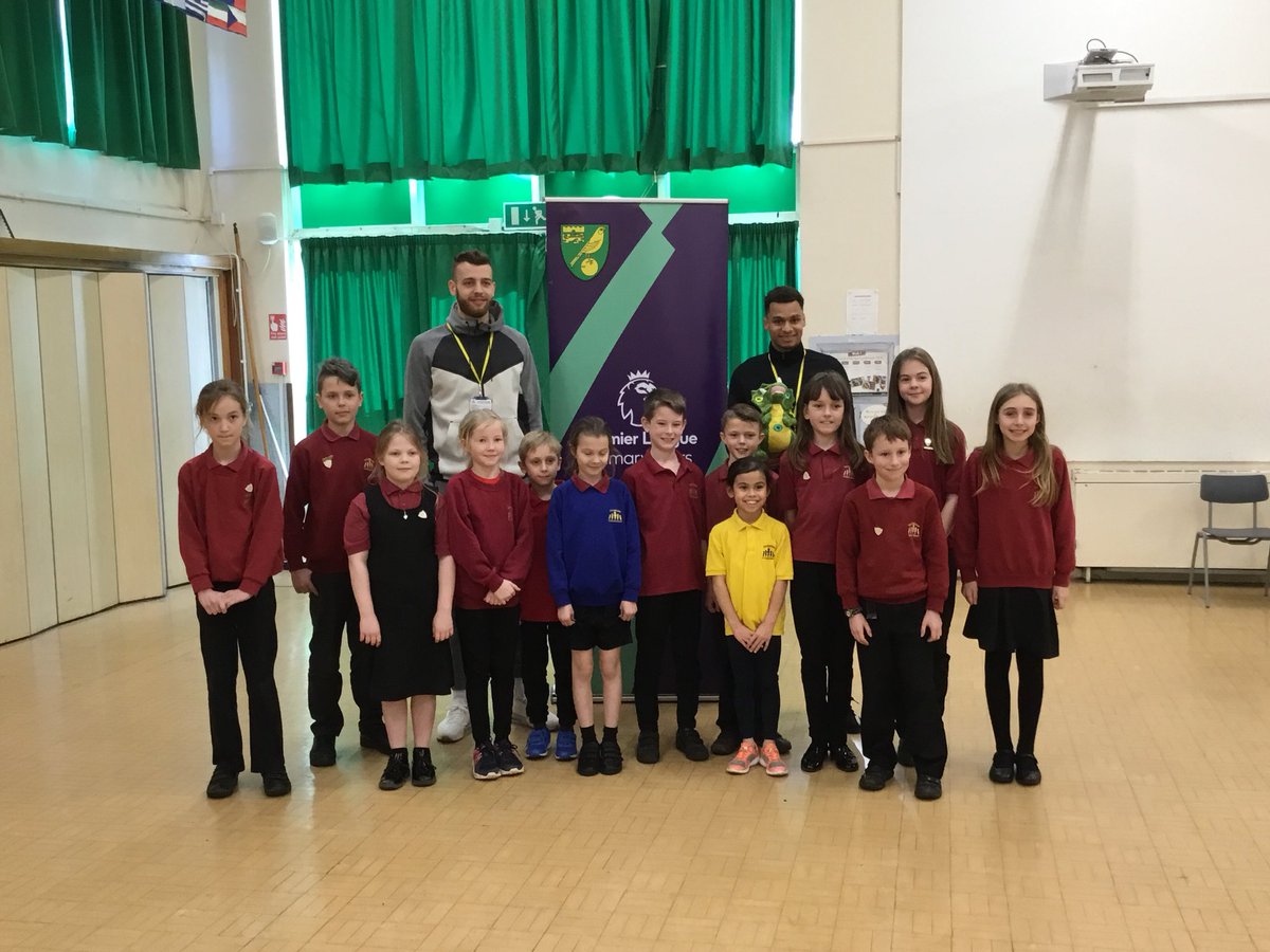 TaverhamJunior's tweet photo. Look who popped in to see us today! Thanks to @NorwichCityCSF for organising our special visitors. https://t.co/FeJkTqnvsx