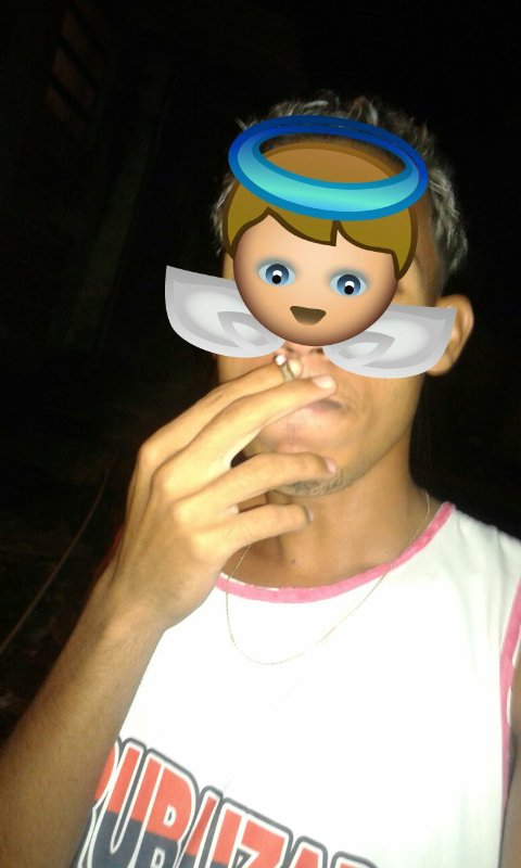 Rmulo79560293's tweet photo. Maconha não faz mal, pessoas que fazem https://t.co/LmUPX0W4xq