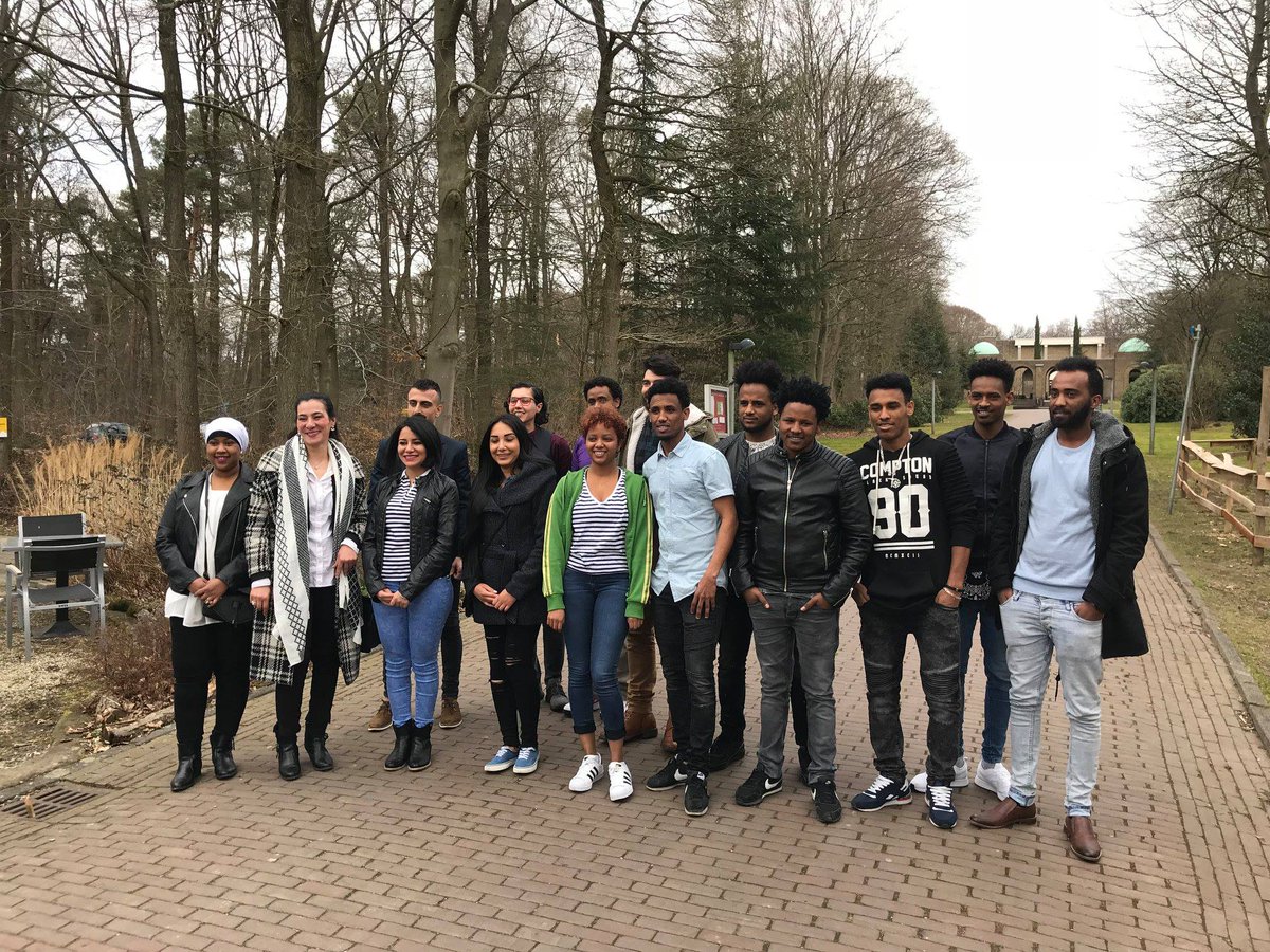 MpOrientalis's tweet photo. Ons park is een nieuw restaurant rijker! In Le Souk D'Orient gaan 15 statushouders aan de slag als assistent kok of als assistent gastheer/vrouw. Wat een mooie samenwerking. Van harte welkom toppers! #museumparkorientalis #lesouk #welkom https://t.co/1ovjpaqNdS