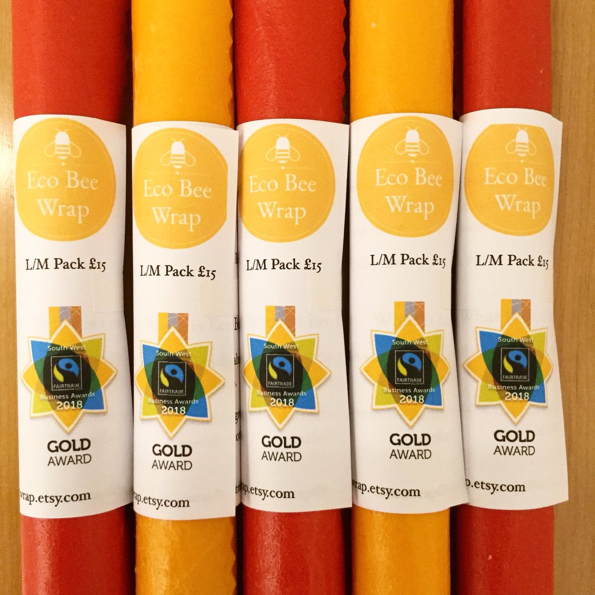 EcobeeWrap's tweet photo. So proud to be able to display the gold fairtrade business award on my wraps #fairtrade #gold #zerowaste #plasticwaste #plasticfree #savetheocean @FAIRTRADE @FairtradeUK @FTBristol @mcsuk https://t.co/ZlHiIcXsdh