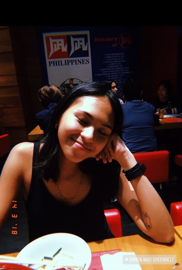 gwcfree's tweet image. Ganito din yung ngiti ko nung nakita ko sila kanina &amp;lt;3 

I&apos;m so excited for tomorrow 😍😍😍
#CBParallelUniverse