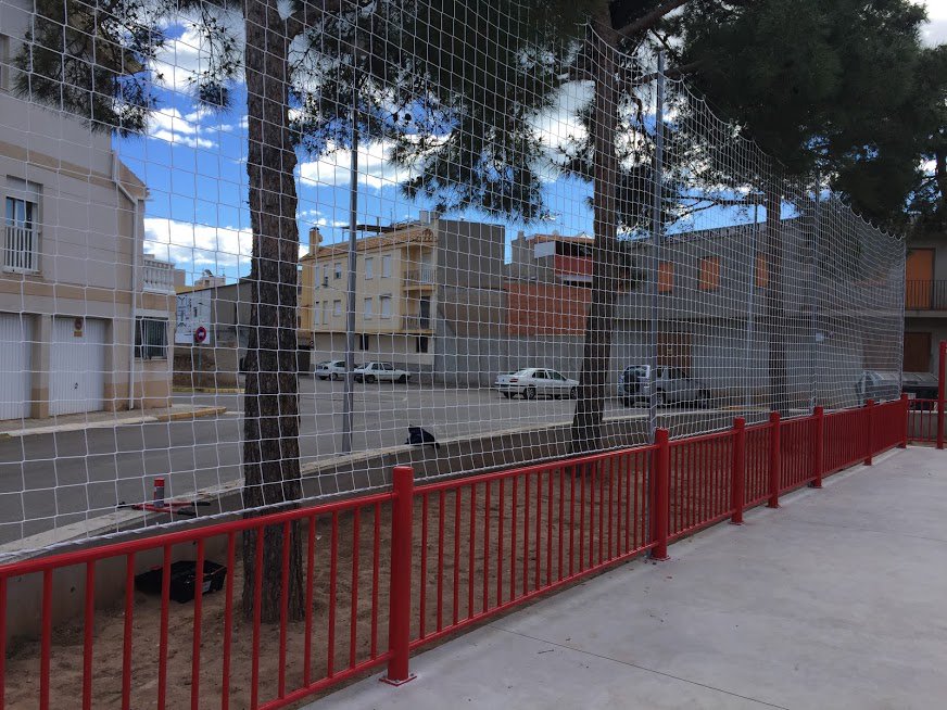 vimassport's tweet photo. Que no, que no hemos parado 😜
Nuevas #redes en el #parque de la Plaza de la Inmaculada de 📌#LaVilavella
Consulta🔎 nuestra gama de redes aquí ➡️ https://t.co/HuuvhLEGCt
⚠️ #VimasSport también realiza montajes de #instalacionesdeportivas y #parquesinfantiles https://t.co/jZ5f6VMRw8