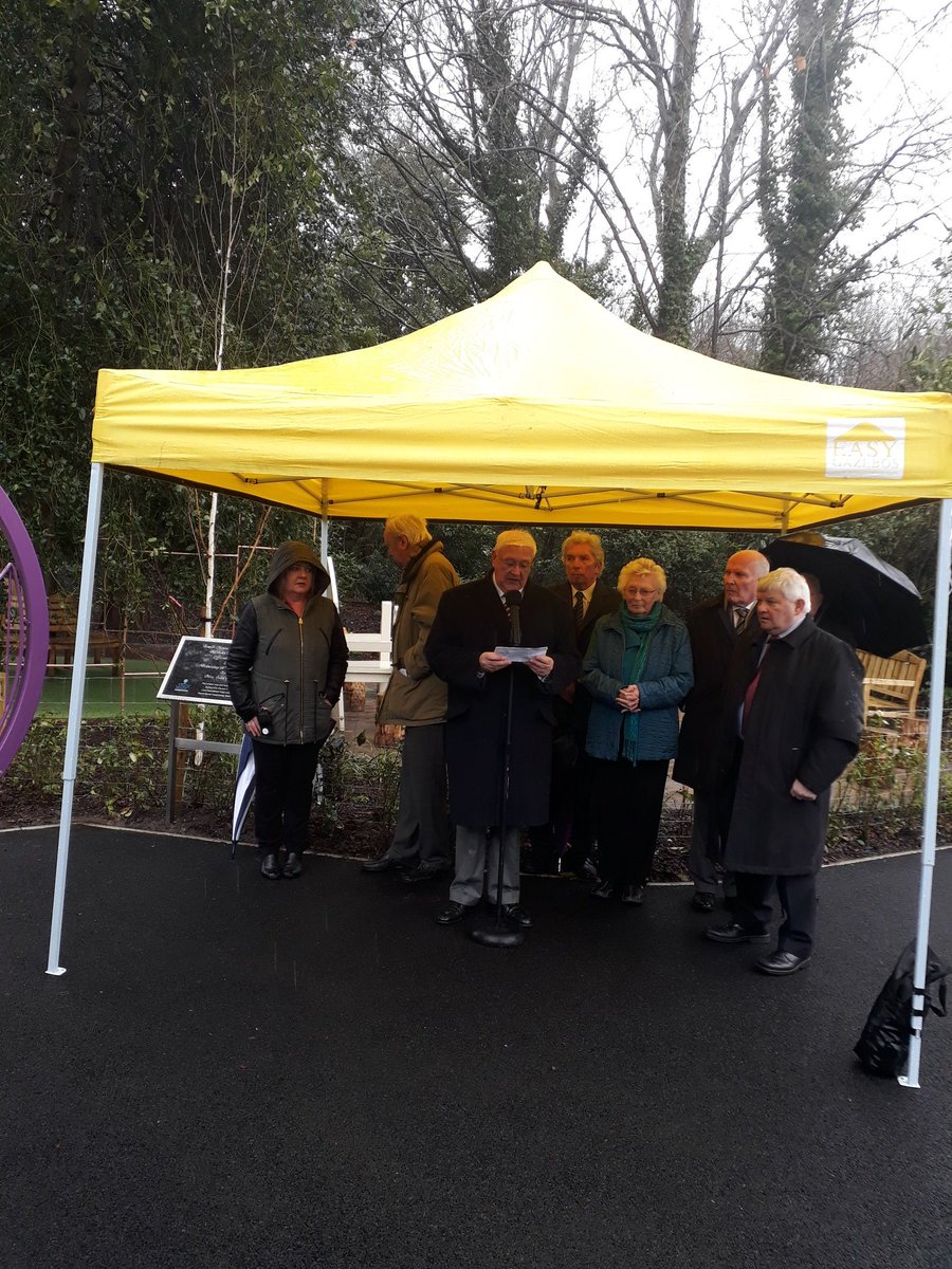 anne24d's tweet photo. Wet weather not putting us off from visiting new all ability garden supported by Local Investment Fund @belfastcc https://t.co/BcU7MUizWI