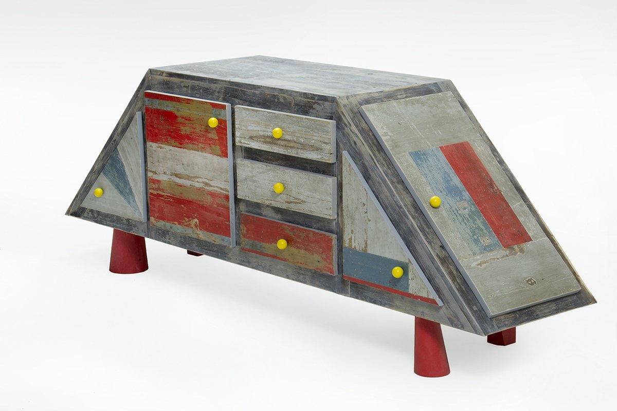 Oggi ci lascia un grande astrofisico, Stephen Hawking. 
Vogliamo renderli omaggio condividendo la credenza #Astronave, nata proprio pensando ai viaggi nello spazio! 

#stephenhawking #astrophisics #blackholes #StephenHawking #stephenhawkins  #StephenHawkingRIP