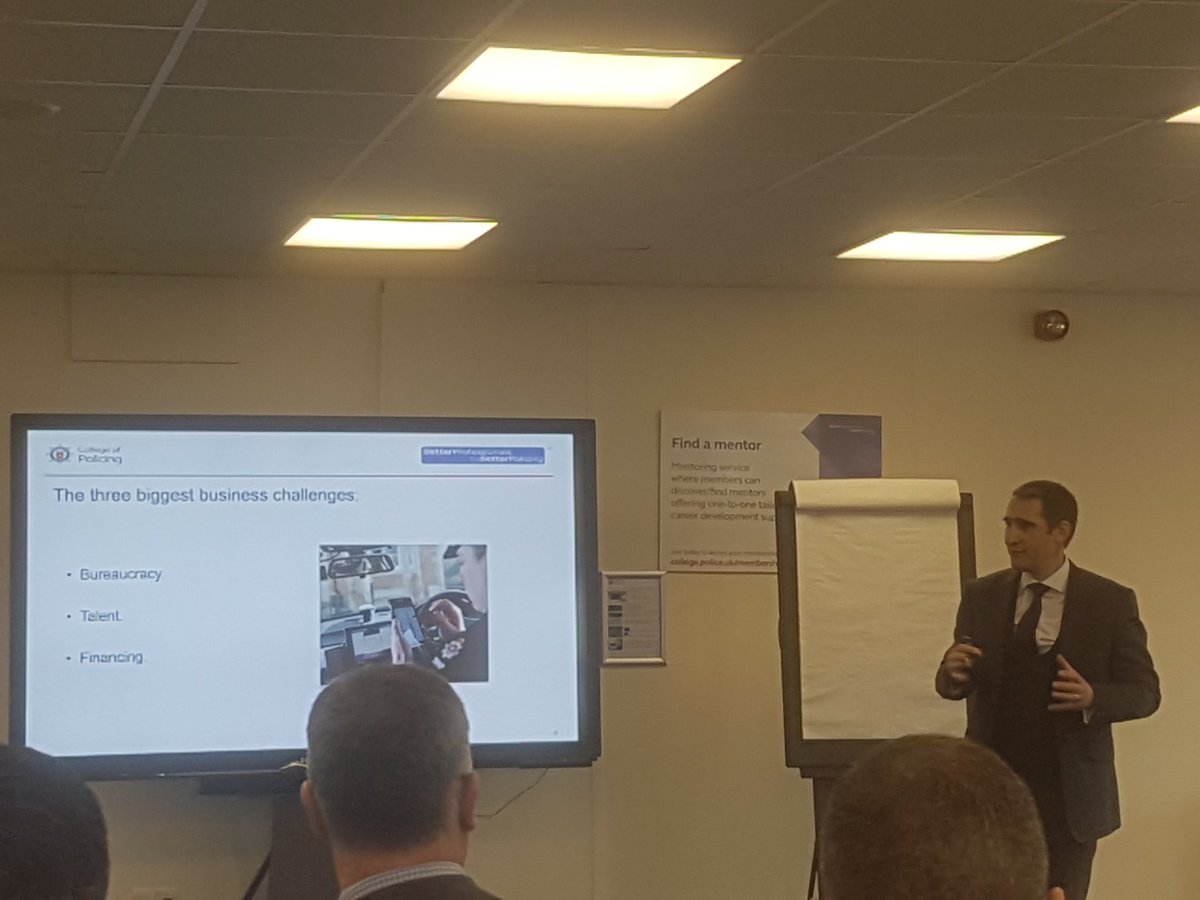 Team #Cyan delivering on #Innovation within policing. 
How open are we, how do we encourage ideas from others &amp; nurture them? 
<a href="/CollegeofPolice/">College of Policing</a>
@DCSBenSnuggs
<a href="/lucyseymour1/">Lucy Baillie</a>
#SCC2018