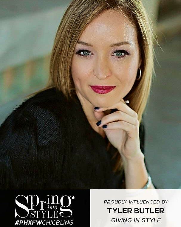 Giving_In_Style's tweet image. (Spring Into Style} I am thrilled to be the Official Style Influencer for Top Stylist @lisa Acquafredda of @StayClassyTV #PHXFWChicBling team!
Join us on Saturday March 24th at Andaz Scottsdale Resort 
Tickets on sale now! springintostyle2018.eventbrite.com/?aff=stayclass…