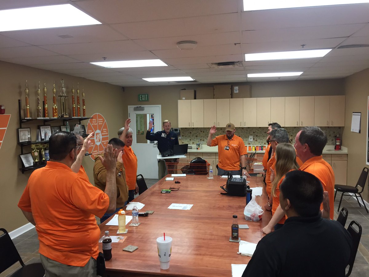 Thomas Meeker tweet media