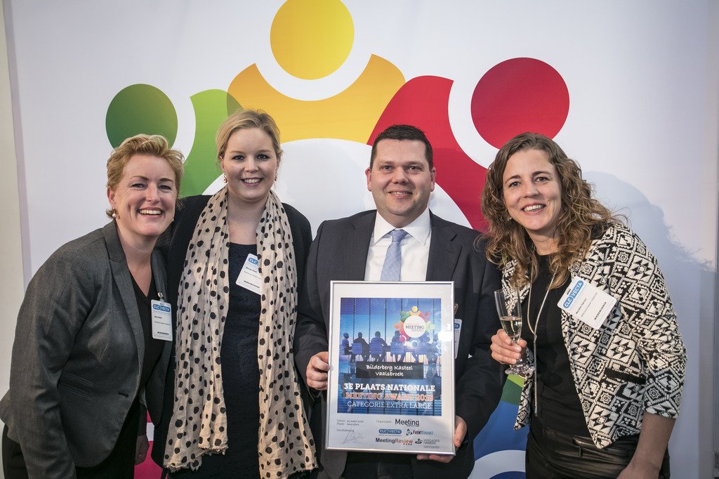 Afgelopen maandag zijn de <a href="/NatMeetingAward/">NationaleMeetingAward</a> uitgereikt.  Met trots kunnen wij vermelden dat we de 3e plek van Nederland behaald hebben met <a href="/HotelVaalsbroek/">Kasteel Vaalsbroek</a>! <a href="/MeetingReview/">MeetingReview</a> <a href="/MeetingMagazine/">Meeting Magazine.nl</a>