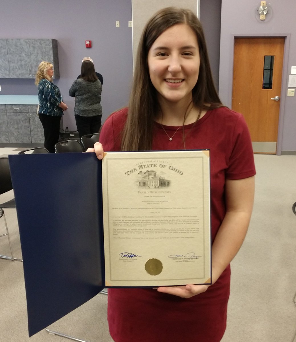 LHSGalesOffice's tweet image. Gina Falvo received the DAR Good Citizen Award for the National Society of the Daughters of the American Revolution and was recognized last weekend by the Elizabeth Sherman Reese Chapter.