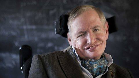 greenMe_it's tweet photo. "Per quanto difficile possa essere la vita, c'è sempre qualcosa che è possibile fare. Guardate le stelle invece dei vostri piedi".

#StephenHawking #14marzo https://t.co/6ay9a0N1UO