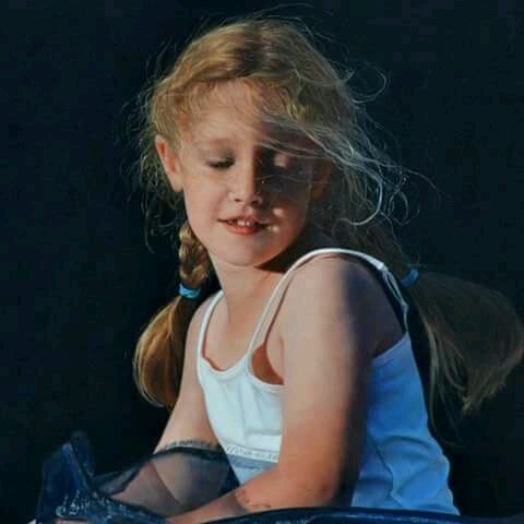 FineArt23's tweet photo. Lesley Thiel https://t.co/wg1m1AMyQp