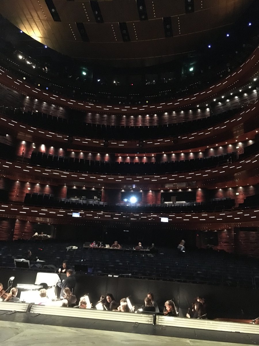 SpragueTenor's tweet photo. #viewsfromthestage #co https://t.co/Sy3OO1Slu3