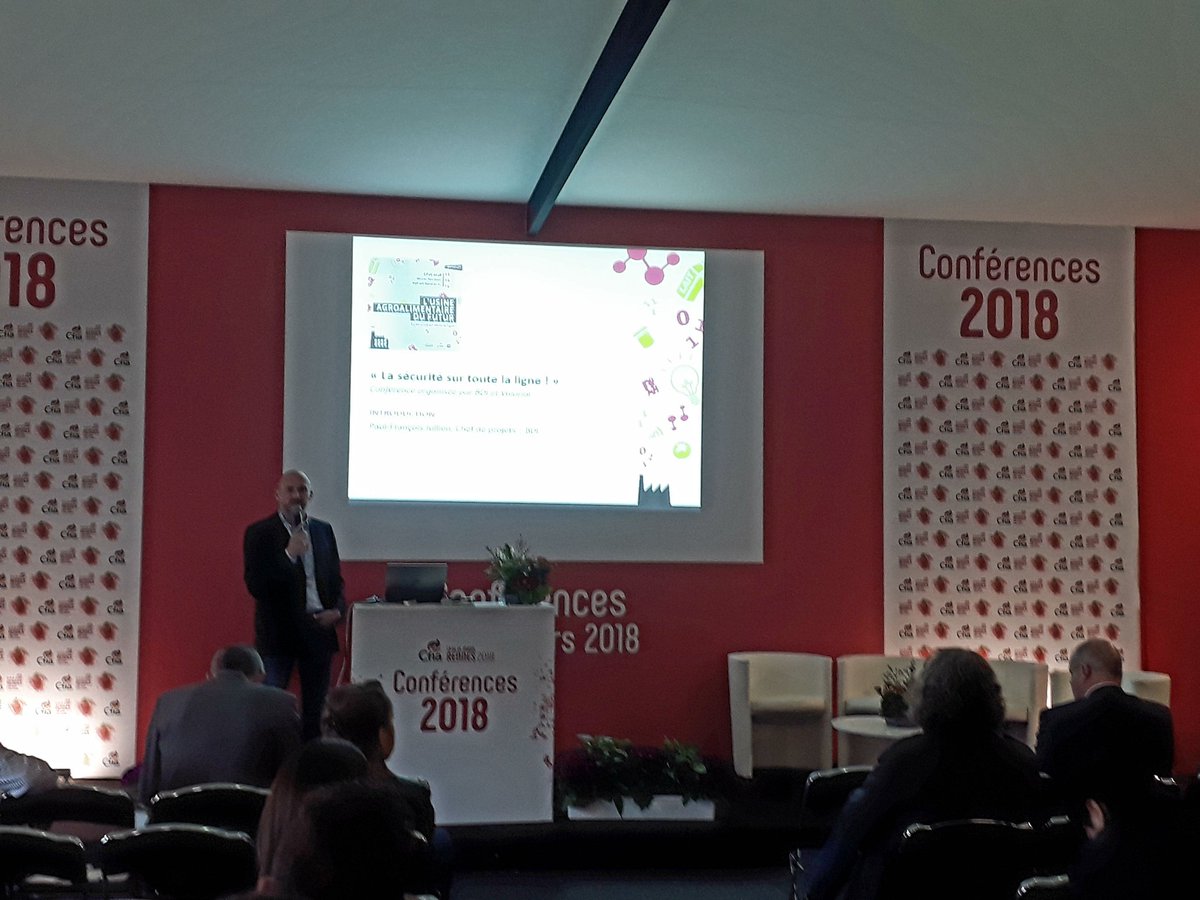 [#CFIA2018] #UsineAgroFutur la sécurité sur toute la ligne! C'est parti pour la conférence que nous animons avec <a href="/Pole_Valorial/">Valorial</a> et nos partenaires sur les thématiques autour des 4 axes : sécurité des produits, des process, des hommes et des données/cyber-sécurité dans le Hall 10