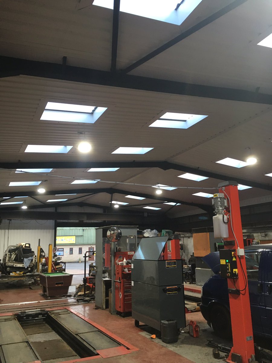 kjsindustrial's tweet photo. Recently completed job in kings lynn all internal cladding. #industrialroofing #roofing #cladding https://t.co/NX41QTAbCO