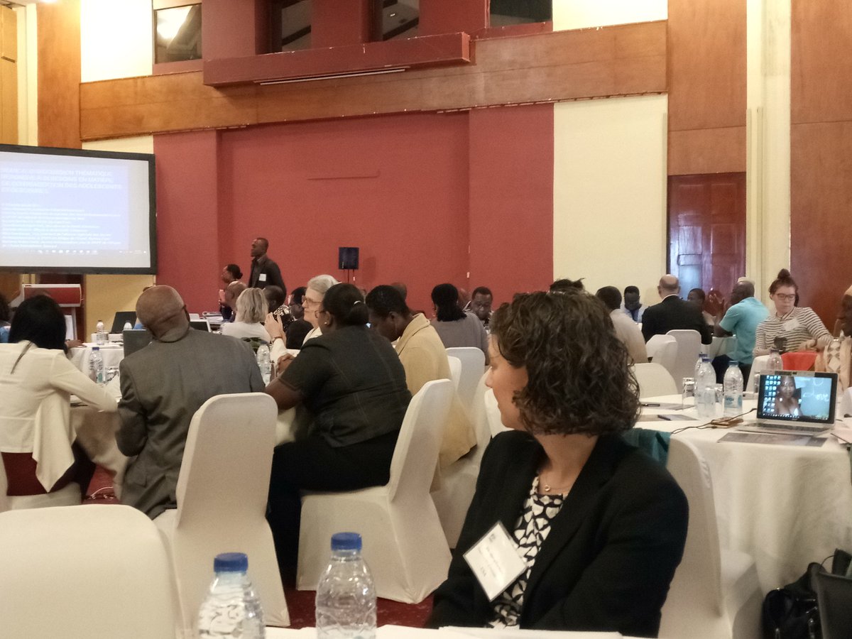 s3mper12's tweet photo. Bien représenté par @sorofingtraore et @MikaOuedraogo à la Séance XI: Discussion thématique répondre aux besoins des besoins en matière de contraception des adolescents et des jeunes à l'atelier #FP2020 
#kebetu 
#japfsn https://t.co/zAO9TmIeDB