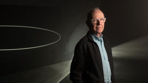 studiolatest's tweet photo. #AnthonyMcCall: ‘The sculptural aspect of a piece occurs only at the moment of projection’ #Interview @HepworthGallery https://t.co/d7qtbVfkWn #SolidLightWorks #LightSculpture @SpruthMagers #projection #light https://t.co/3LKpnZKIbp