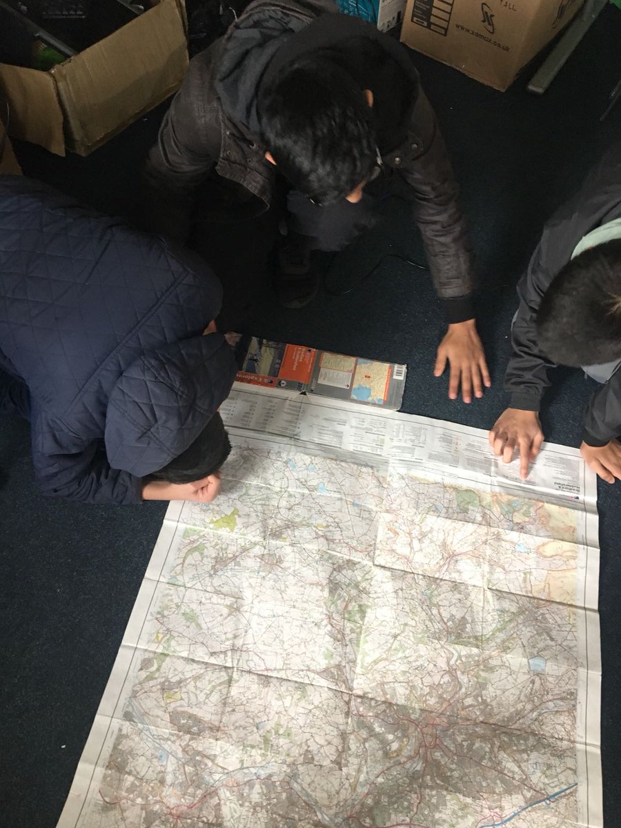 KumonYall's tweet photo. 1 of the bronze @DofE groups on an all day training session sunday. Lots of training covered. #Navigation # nutrition #tickpoints #contours #handrails #routecards #mapsymbols #Compass use. Great presentations delivered by lads https://t.co/xFuc6ICSsR