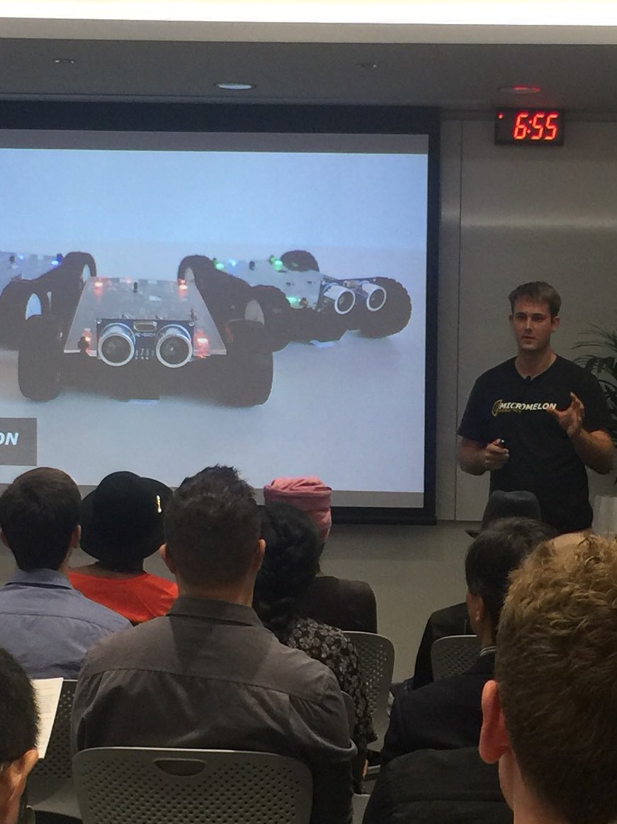 darrenrogan's tweet photo. @micromelonrobot building tools for teaching kids how to build the future #ilabUQG11 #robofuture https://t.co/WCsKL3yCMk