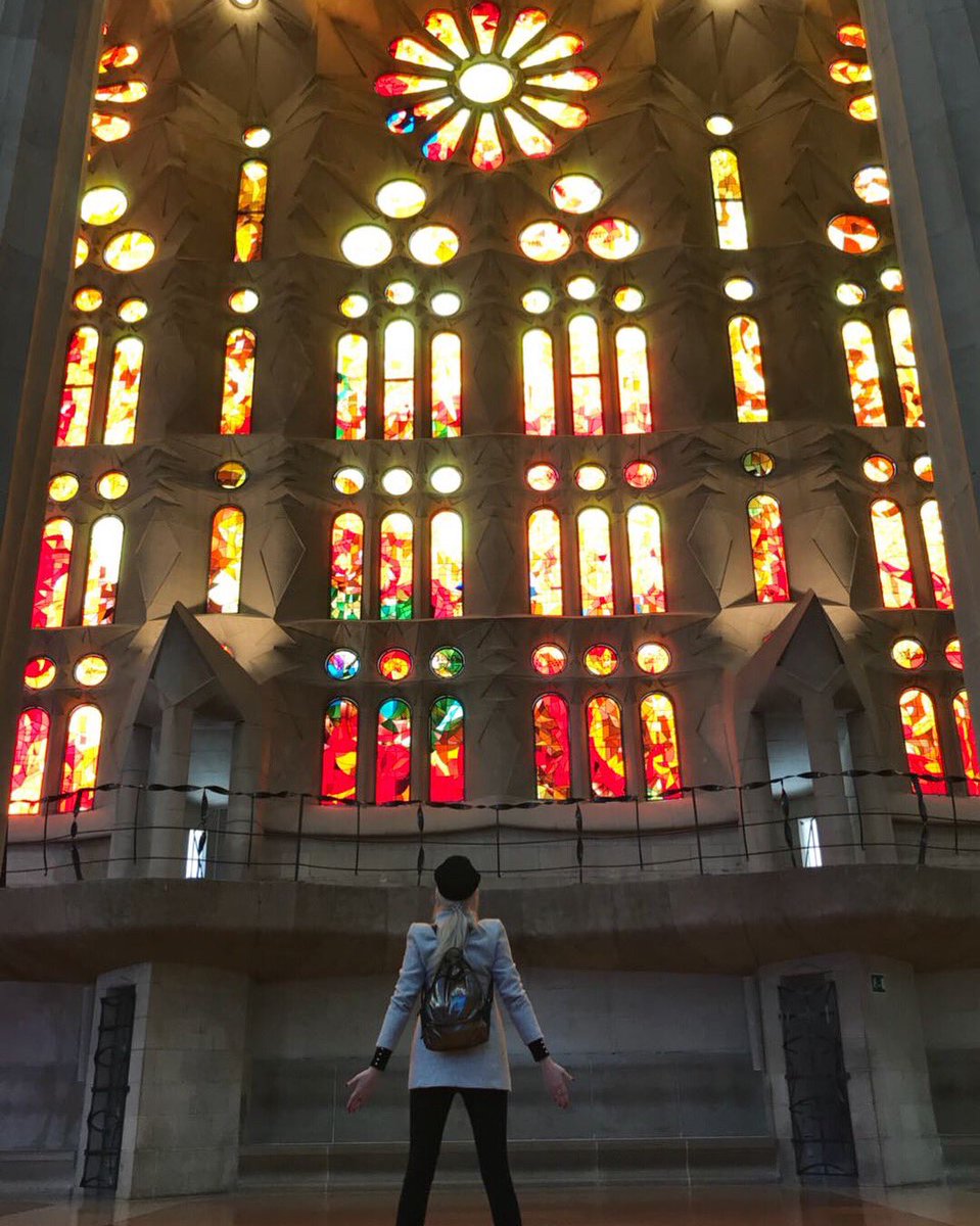 sarah_knappik's tweet photo. #barcelona #lights #church #gaudi #barca #goodvibes #energy #love #free #holly #mosaic #sarahcraft #sarahcode #keepsecrets https://t.co/kZlEAu9beL