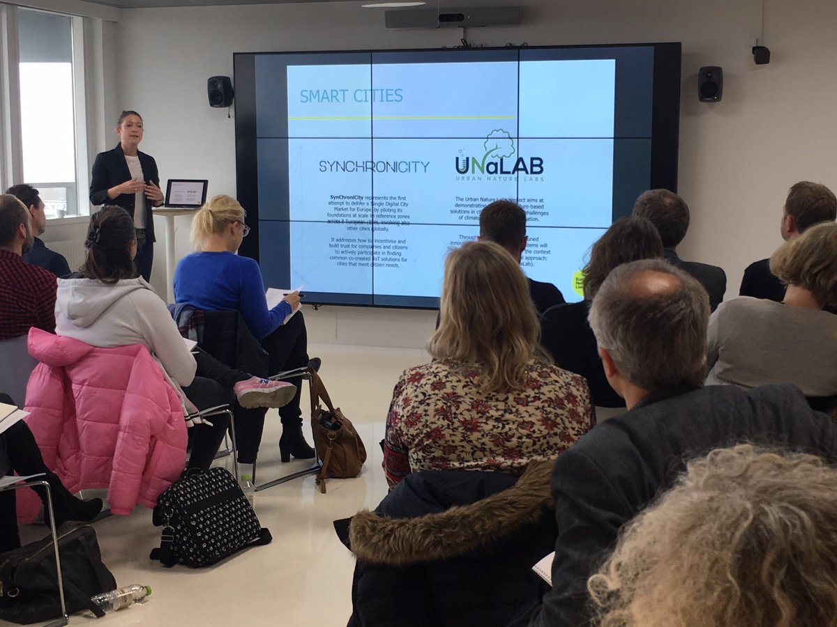 openlivinglabs's tweet photo. Large scale pilot projects showcased on #gate21 #DOLLlivinglab #reglab open days in #Copengagen #IoT #NBS #airpollution #policymaking #regional impact #jonasanundvogel https://t.co/gF6AjN8DuL