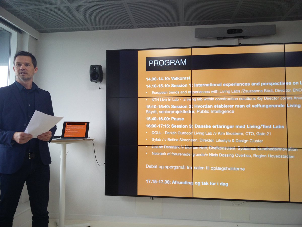 openlivinglabs's tweet photo. Large scale pilot projects showcased on #gate21 #DOLLlivinglab #reglab open days in #Copengagen #IoT #NBS #airpollution #policymaking #regional impact #jonasanundvogel https://t.co/gF6AjN8DuL