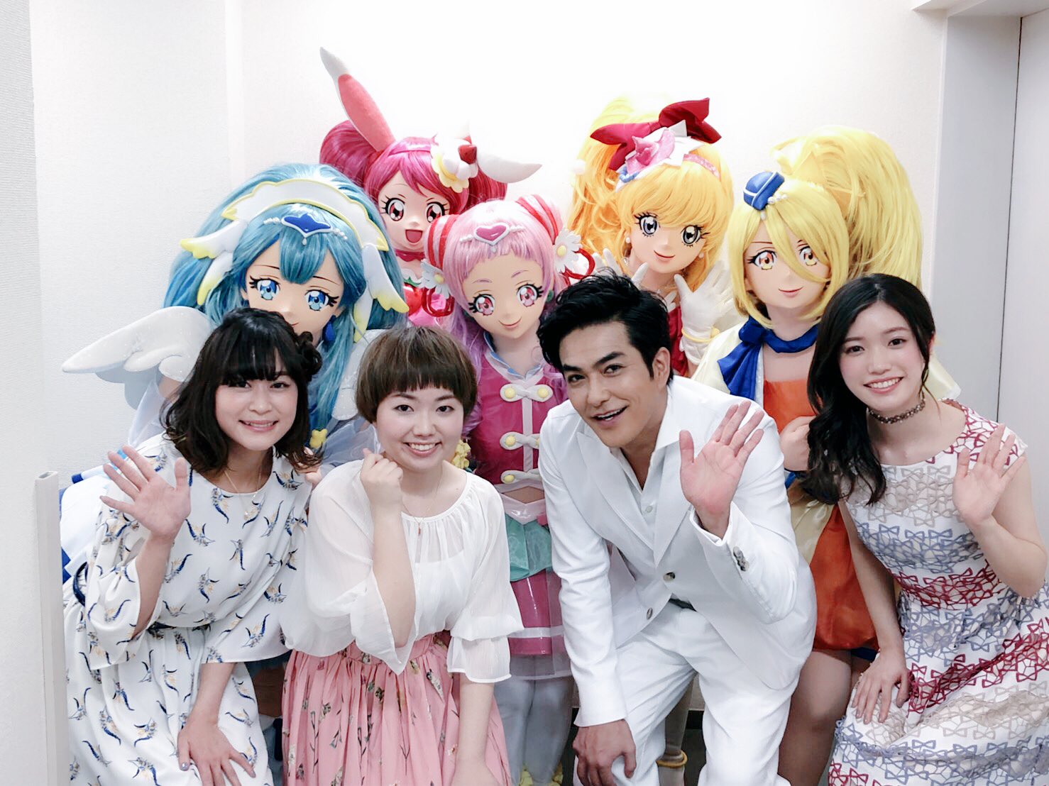 تويتر 美山加恋 على تويتر 映画 プリキュアスーパースターズ 完成披露試写会ありがとうございました この作品を楽しみにしてくれている子が全国に沢山いるんだと思うと感動です でもエールの格好したちびっこが本当に沢山でちょっと 嫉妬 なんて 笑 愛され