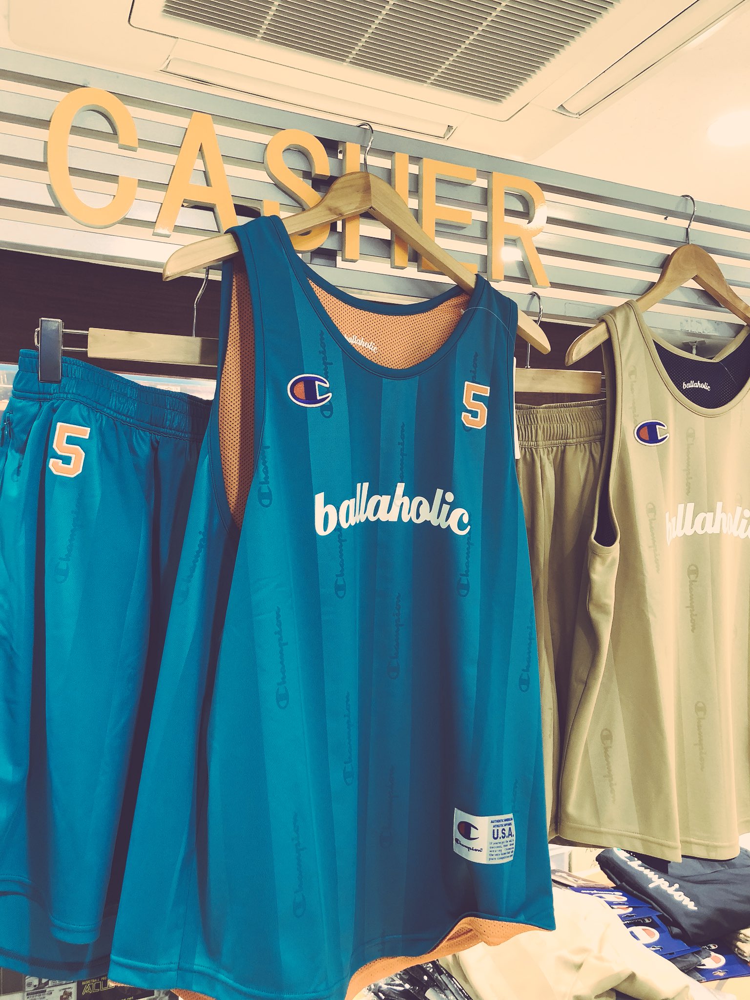 ボーラホリックとChampionのコラボ （styles（スタイルス）の