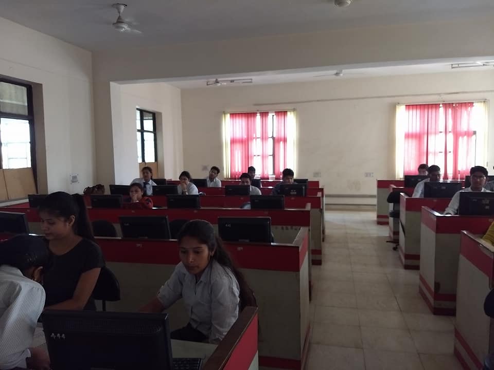 Official_ASIDM's tweet photo. Getting young minds future-ready. A diagnostic test being conducted by @Official_ASIDM to assess the skill and knowledge of @sunderdeep Engineering College students about their Digital Quotient. @ICDLIndia DigitalMarketing Module Step one underway. All the best students. https://t.co/XlBVjA8HyJ