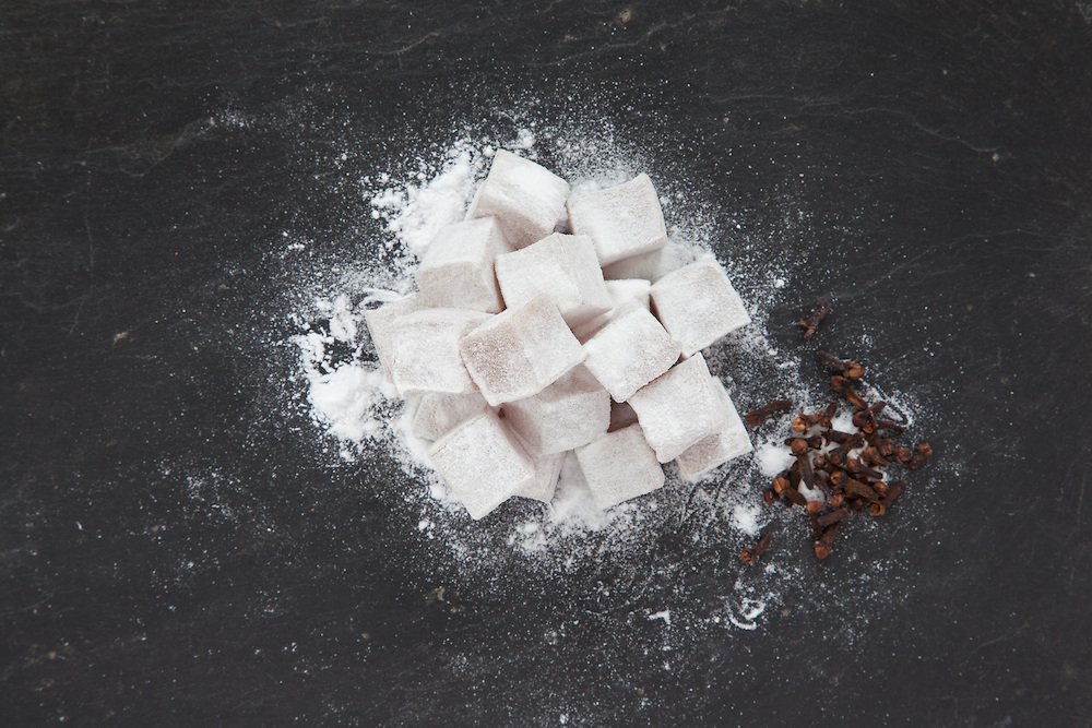 We couldn’t resist these clove lokoums, which as far as we know are only made by Haci Bekir. The clove flavour is so unexpected in these sweets: very aromatic at first, then becoming more complex as the lokoum melts. #WednesdayMotivation #vegan #glutenfree #turkishdelight #sweets