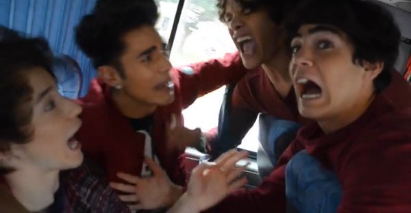 AlanNavarruki's tweet image. @CD9 Hoy es la preventa de #UNOPUNTOCERO !!! en @MixupTeam 🎉🎉🎊
#UNOPUNTOCEROALANCD9 #UNOPUNTOCEROBRYANCD9 #UNOPUNTOCEROFREDDYCD9 #UNOPUNTOCEROALONSOCD9 
#UNOPUNTOCEROJOSCD9